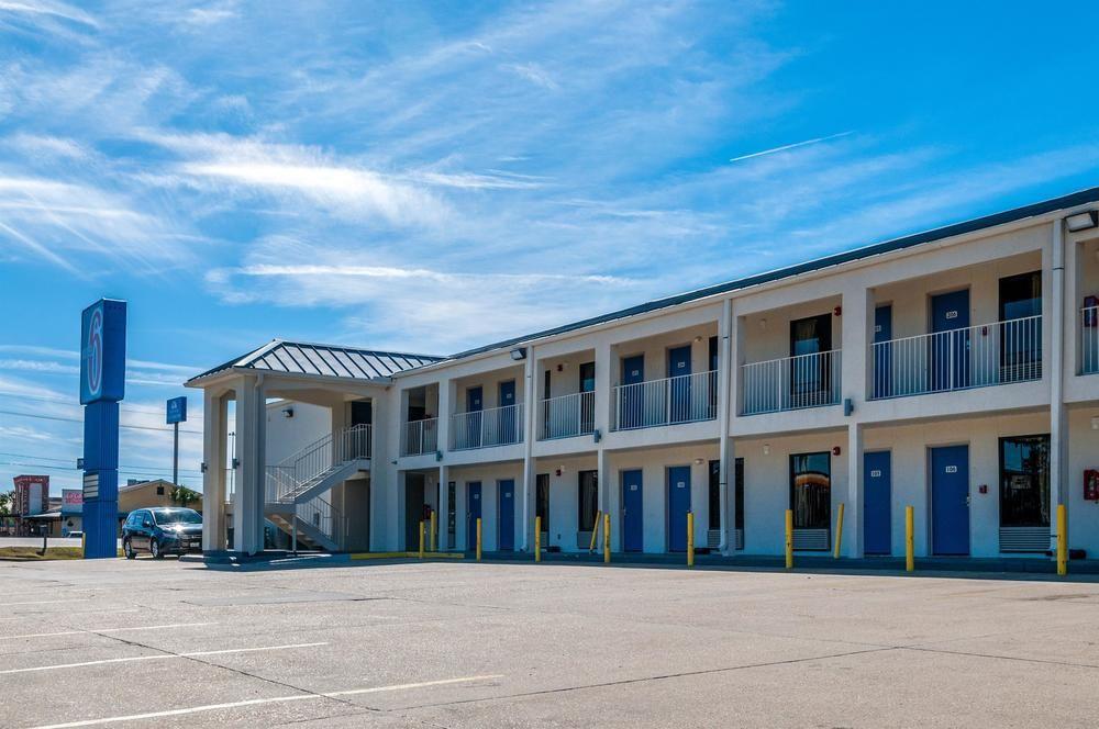 Motel 6 Denham Springs, La Екстериор снимка